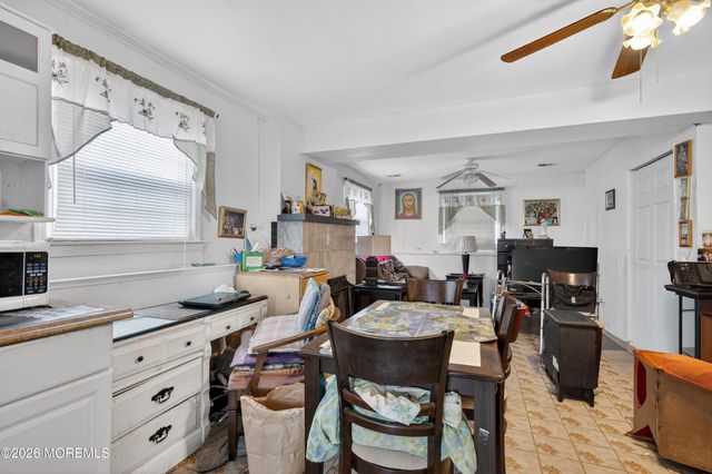 38 Tobago Avenue, Toms River, NJ 08753