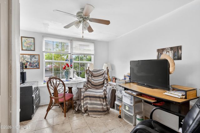 38 Tobago Avenue, Toms River, NJ 08753