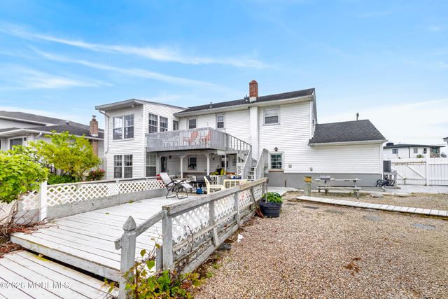 38 Tobago Avenue, Toms River, NJ 08753