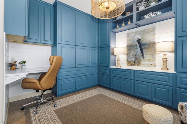 179 Del Monte Pines Drive, Montgomery, TX 77316