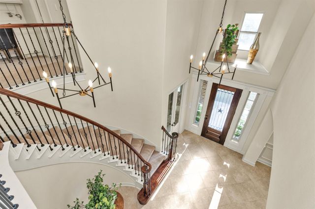 179 Del Monte Pines Drive, Montgomery, TX 77316