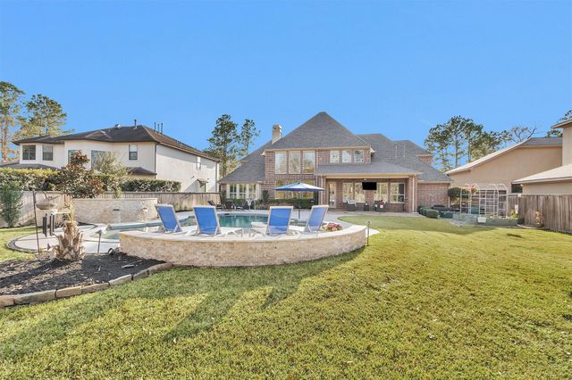 179 Del Monte Pines Drive, Montgomery, TX 77316