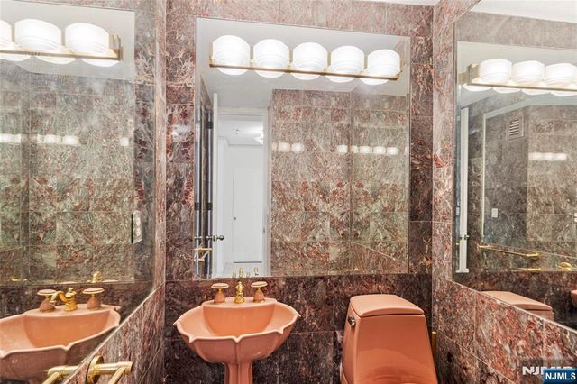 7004 Boulevard East 26D, Guttenberg, NJ 07093