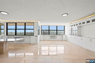 7004 Boulevard East 26D, Guttenberg, NJ 07093