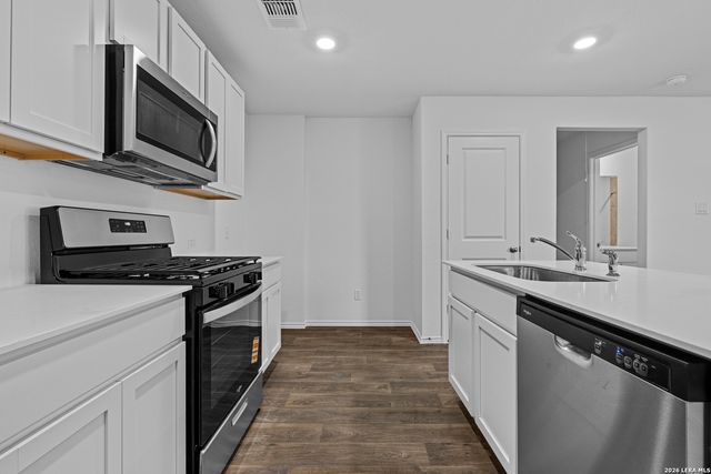 12536 Spoor Vly, Converse, TX 78109