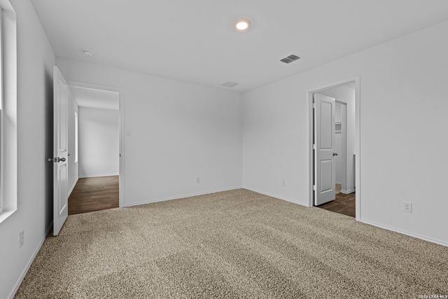 12536 Spoor Vly, Converse, TX 78109