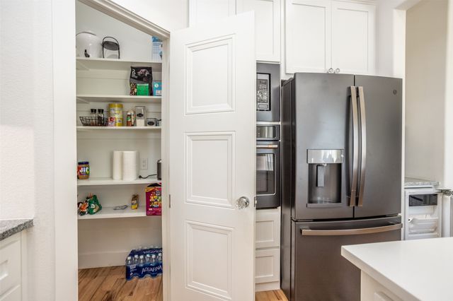 104 Park Lane, Gainesville, TX 76240