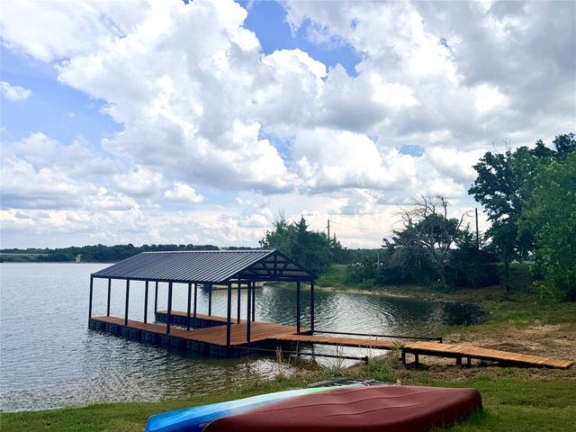 104 Park Lane, Gainesville, TX 76240