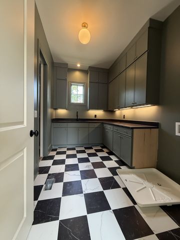 1133 Maplehurst Ln, Nashville, TN 37204