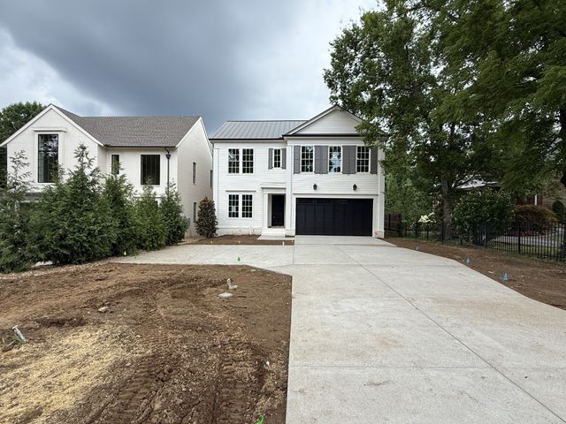 1133 Maplehurst Ln, Nashville, TN 37204
