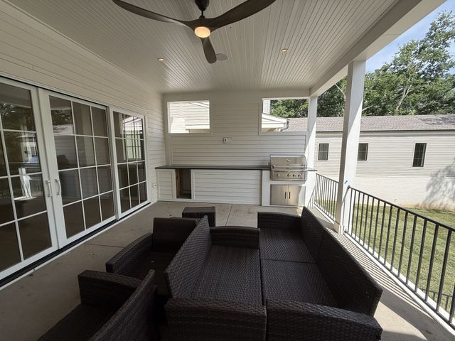 1133 Maplehurst Ln, Nashville, TN 37204