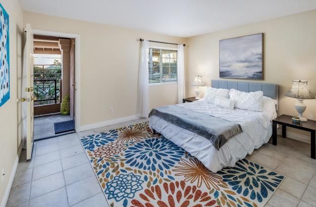 6971 Ballena Way 2, Carlsbad, CA 92009