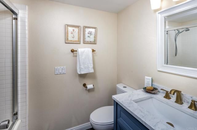 6971 Ballena Way 2, Carlsbad, CA 92009