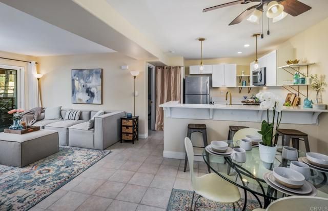 6971 Ballena Way 2, Carlsbad, CA 92009