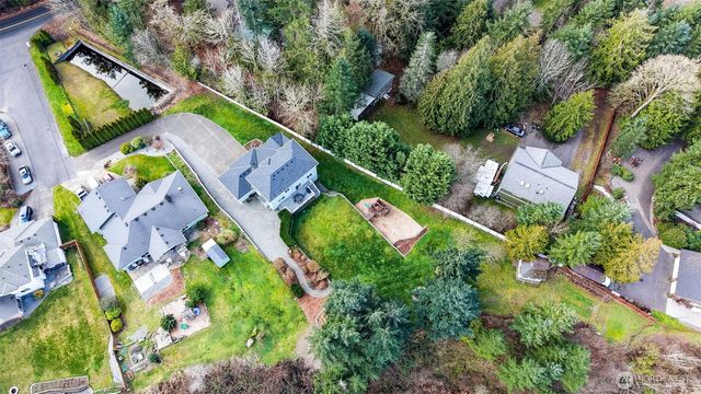 403 207th Avenue E, Lake Tapps, WA 98391
