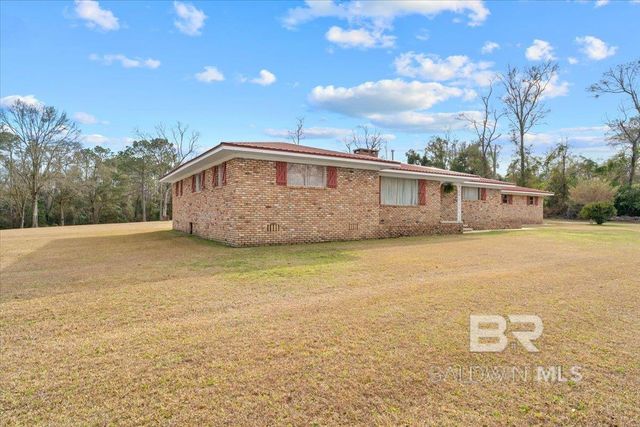 16292 County Road 52, Silverhill, AL 36576