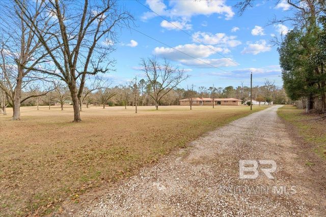 16292 County Road 52, Silverhill, AL 36576