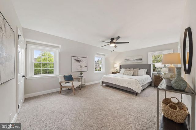 5015 SMITHFIELD RD, Drexel Hill, PA 19026