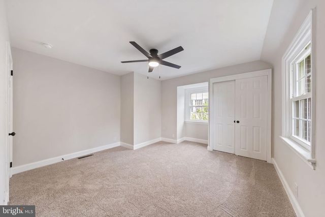 5015 SMITHFIELD RD, Drexel Hill, PA 19026