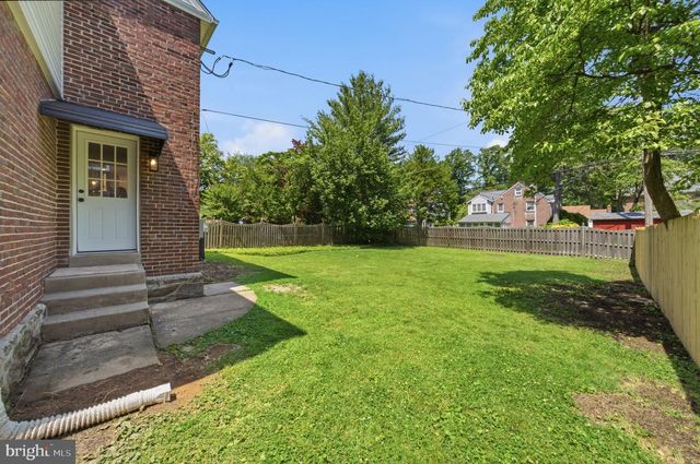 5015 SMITHFIELD RD, Drexel Hill, PA 19026