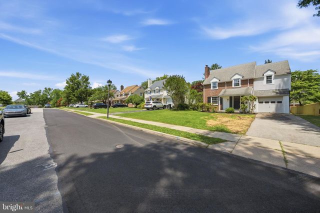5015 SMITHFIELD RD, Drexel Hill, PA 19026