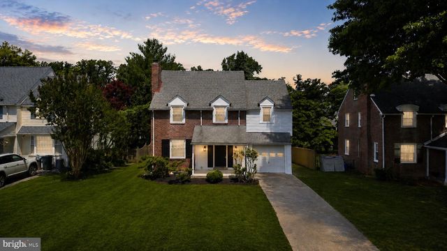 5015 SMITHFIELD RD, Drexel Hill, PA 19026