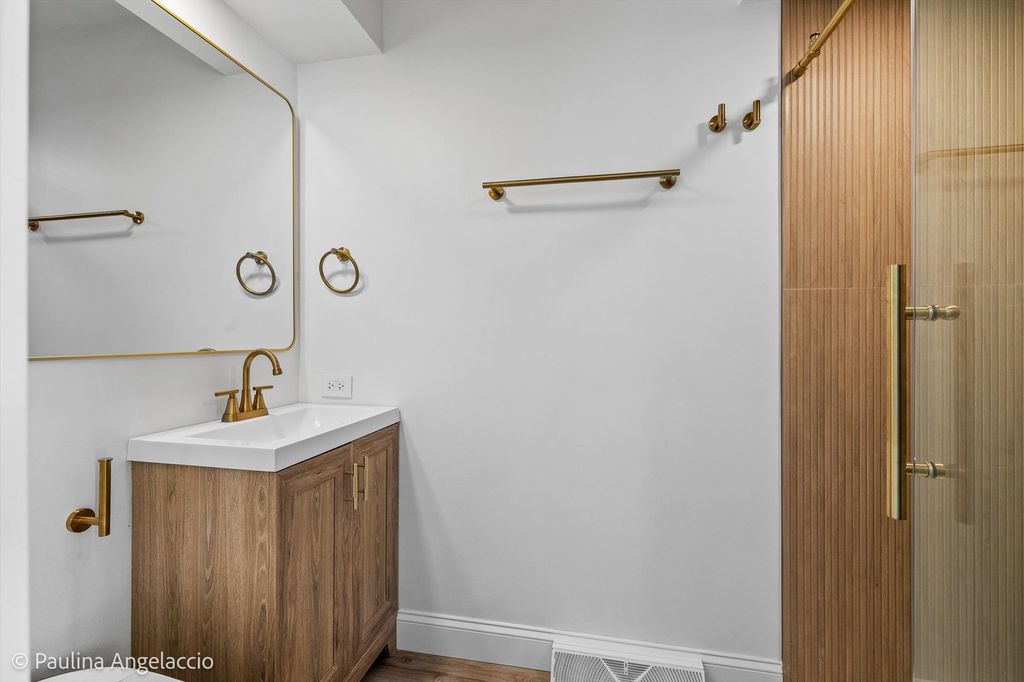Image 38 of property listing at 312 Ridge Road, Barrington Hills, IL 60010