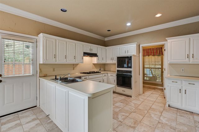 2314 Club Oaks Court, Mckinney, TX 75072
