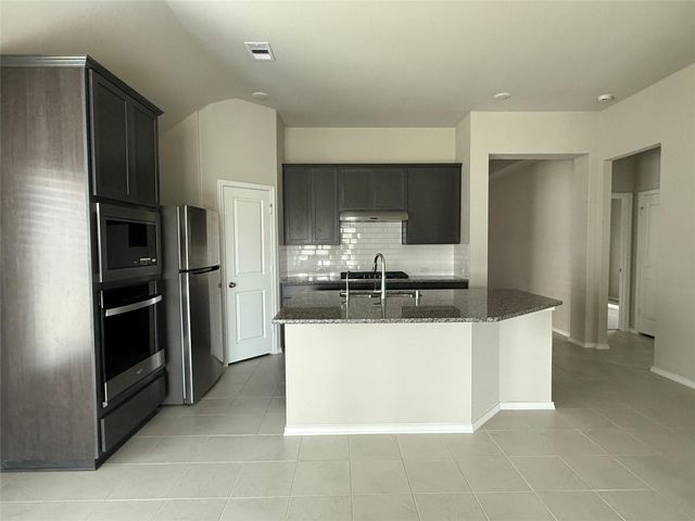 31961 Retama Ranch Lane, Spring, TX 77386