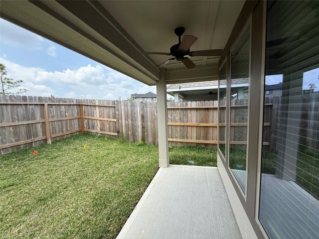 31961 Retama Ranch Lane, Spring, TX 77386