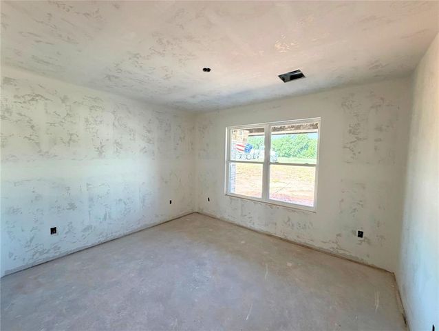 2213 Winter Ridge Road, Blanchard, OK 73010