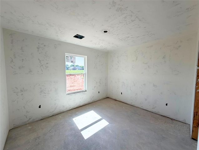 2213 Winter Ridge Road, Blanchard, OK 73010