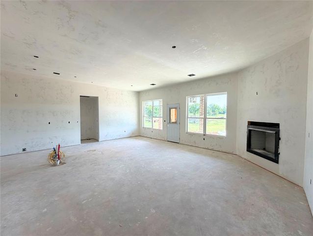 2213 Winter Ridge Road, Blanchard, OK 73010