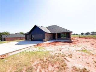 2213 Winter Ridge Road, Blanchard, OK 73010