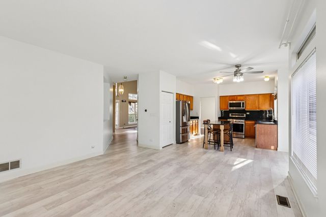 7503 Korbel Drive, Gurnee, IL 60031