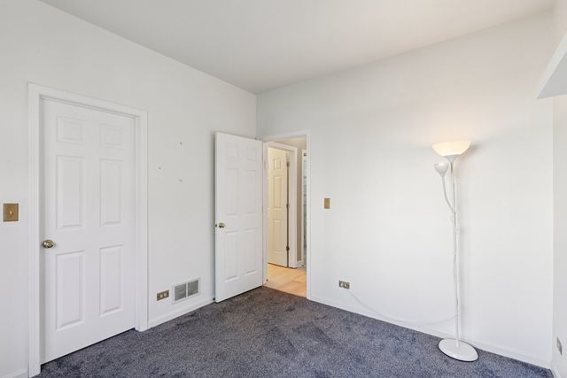 7503 Korbel Drive, Gurnee, IL 60031