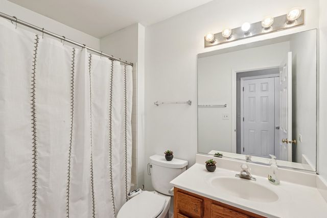 7503 Korbel Drive, Gurnee, IL 60031