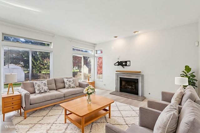 7503 Korbel Drive, Gurnee, IL 60031