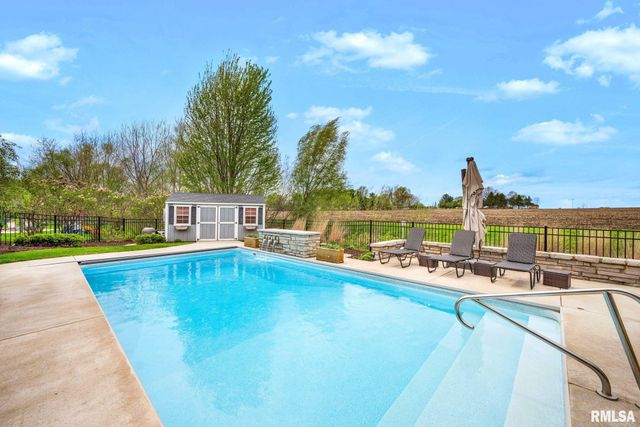 17 FOUNTAINDALE, Washington, IL 61571