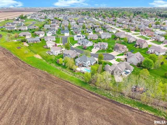 17 FOUNTAINDALE, Washington, IL 61571