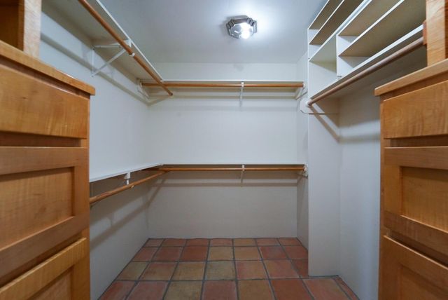 557 Pompano Street, Hitchcock, TX 77563