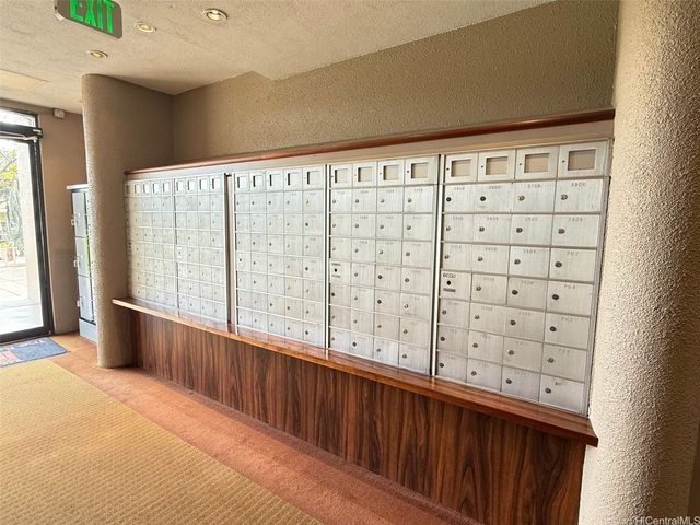 581 Kamoku Street 2506, Honolulu, HI 96826