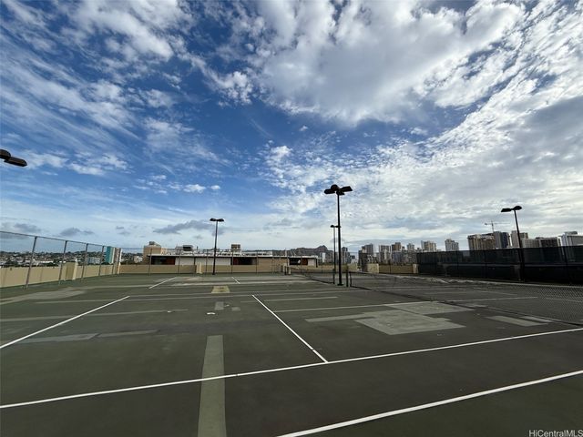581 Kamoku Street 2506, Honolulu, HI 96826