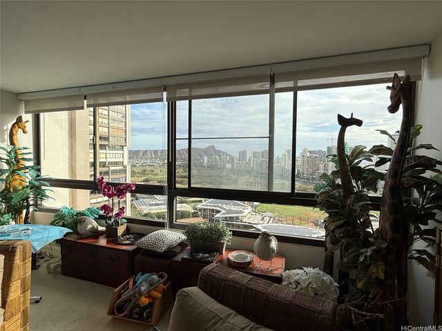 581 Kamoku Street 2506, Honolulu, HI 96826