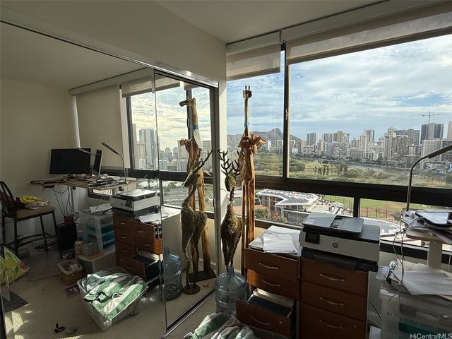 581 Kamoku Street 2506, Honolulu, HI 96826