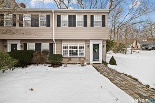 1 Wilshire Road 1D, Madison, CT 06443