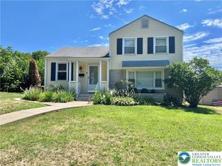 209 7th, Whitehall Twp, PA 18052