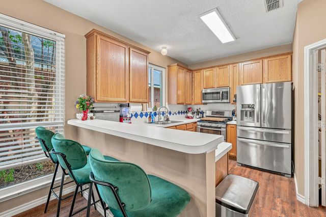 6913 Chaco Trail, Fort Worth, TX 76137