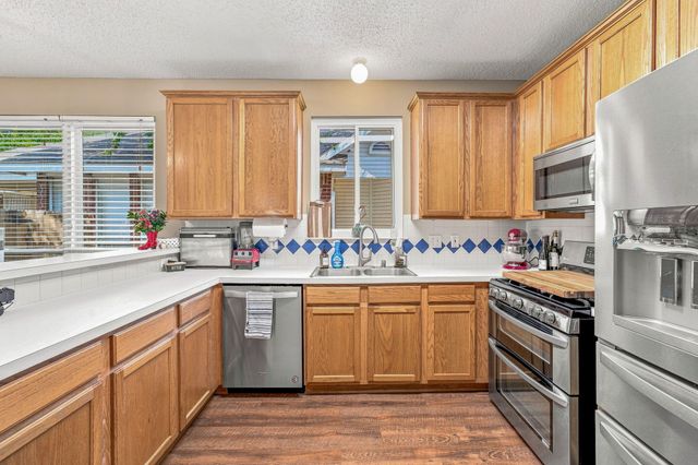 6913 Chaco Trail, Fort Worth, TX 76137