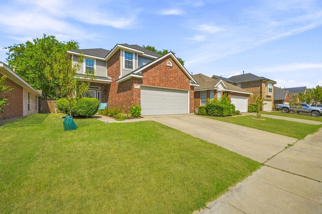 6913 Chaco Trail, Fort Worth, TX 76137